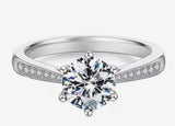 Anillo solitario moissanita