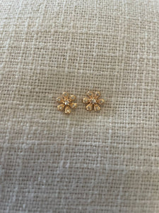Daisy earrings