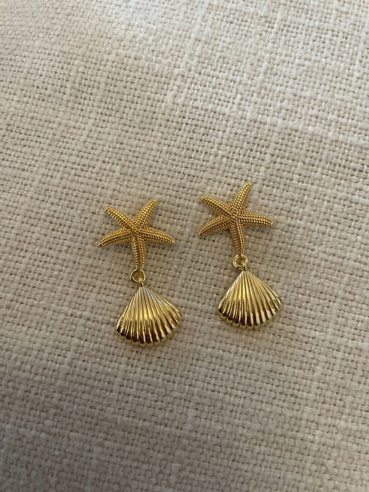 Shell Charm earrings